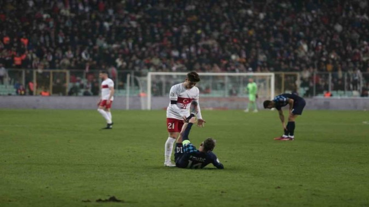 YİNE YIKILDIK! Zeminimiz Müsait Değimliydi! 2024 Avrupa Şampiyonası Elemeleri: Türkiye: 0 - Hırvatistan: 2 (Maç sonucu)