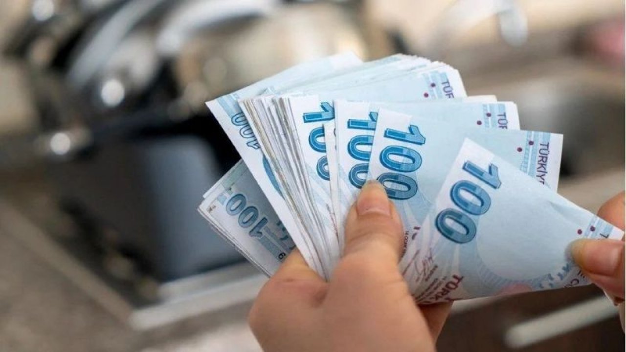 Memur-Sen harekete geçti: Bayram öncesi memura 2 bin TL bayram ödemesi gelebilir! Emekli, dul,yetim, malulen emekli…