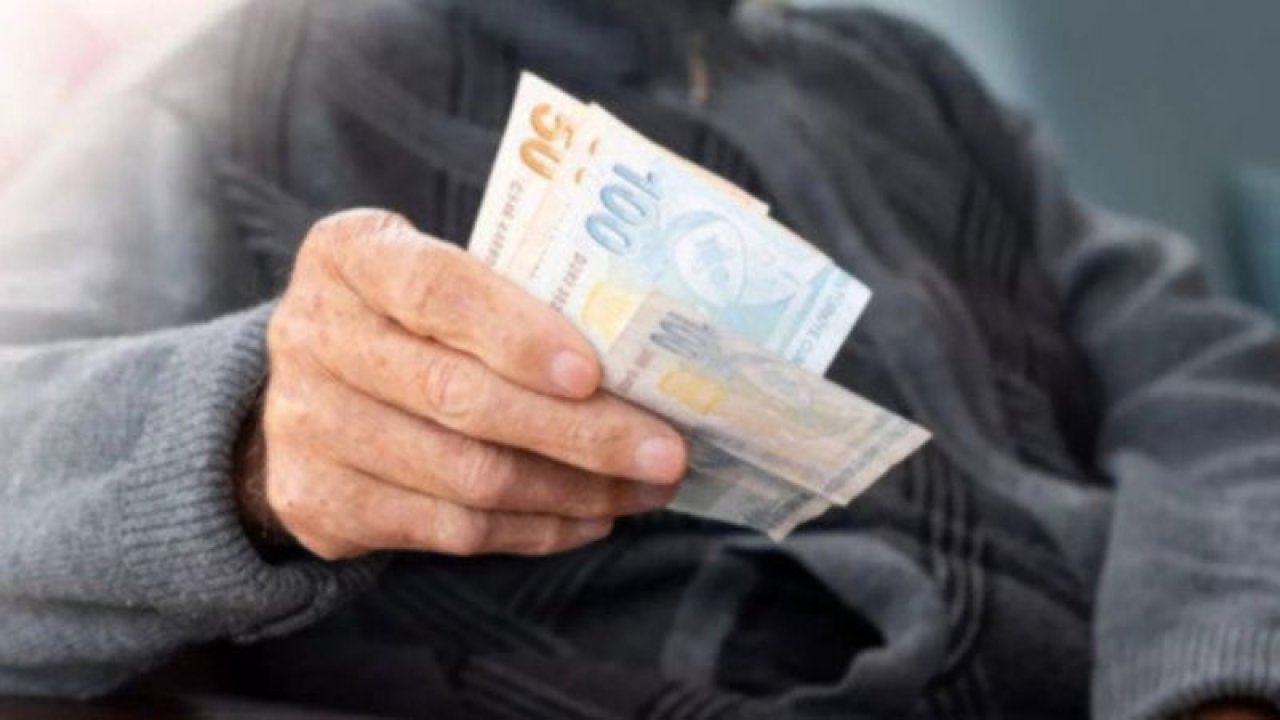 EYT'linin kafa karışıklığı çözüldü! Hepsi Nisanın aynı haftasında yatacak: Emekli maaşı, promosyon ödemesi, bayram ikramiyesi…