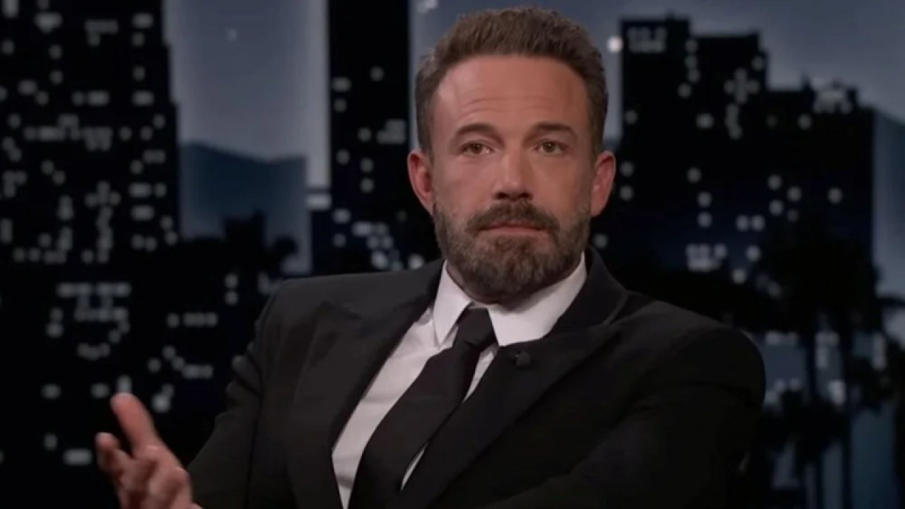 Oscarlı senarist Ben Affleck’in mimikleri ile başı dertte! “Mutsuz yüz” ifadesine açıklık getirdi: “Beni cezalandırmayınız!”