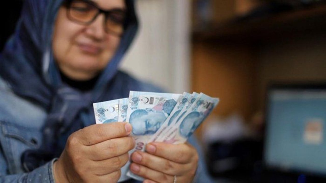 Emekliler için en yüksek promosyon teklifi geldi: Tam 10 bin TL ödeme yapılacak! Hemen başvurabilirsiniz