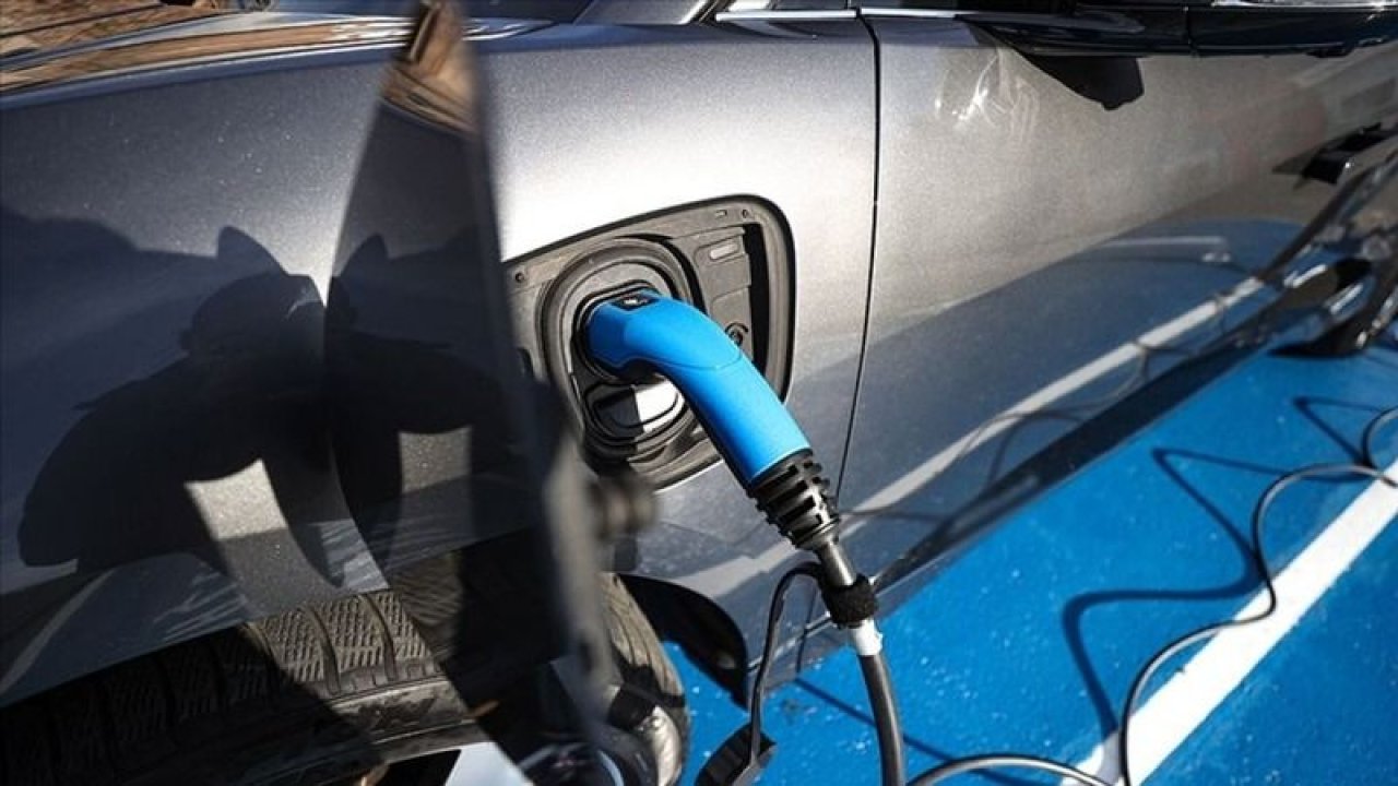 Elektrikli araçlara zorunlu trafik sigortası prim indirimi! Hasarsızlık oranları değiştirildi! Yeni düzenleme Resmi Gazete’ de yayımlandı!