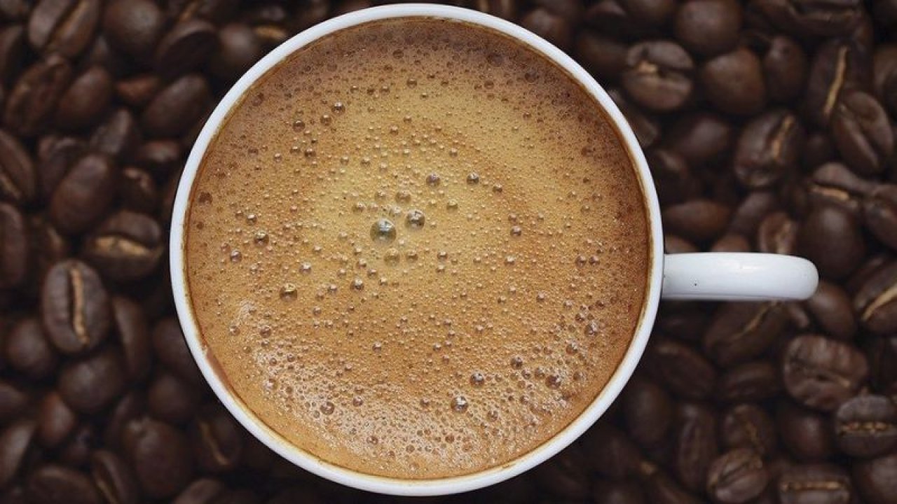 Dışarıda kahve içmek artık lüks bir istek oldu! Evde lezzetli ve ekonomik kahveler ile keyfinize bakın!