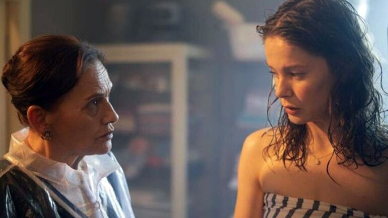 Kanal D herkesi üzdü! İddialı dizi apar topar final yapıyor! Başrol açıkladı