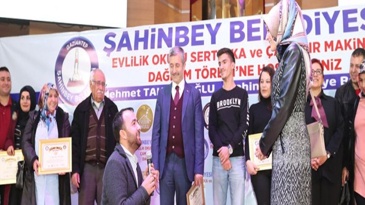 155 ÇİFT DAHA EVLİLİK OKULU'NDAN MEZUN OLDU