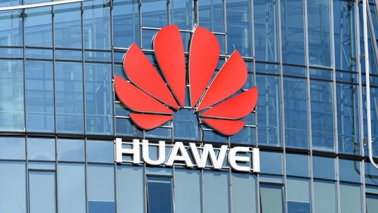 Çinli Telefon Devinden Yeni Karar! Huawei Artık Marka İle Logosunun Kullanılmasını İstemiyor!