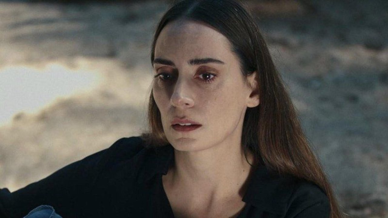 Dizinin yapımcısı çok merak edilen o soruyu yanıtladı: Biz Kimden Kaçıyorduk Anne için karar verildi!