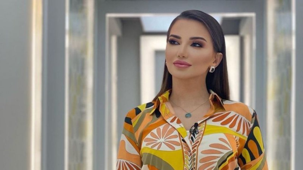 Esra Ezmeci Bu İşe De El Attı! Eş Bulma Aplikasyonu Geliyor!