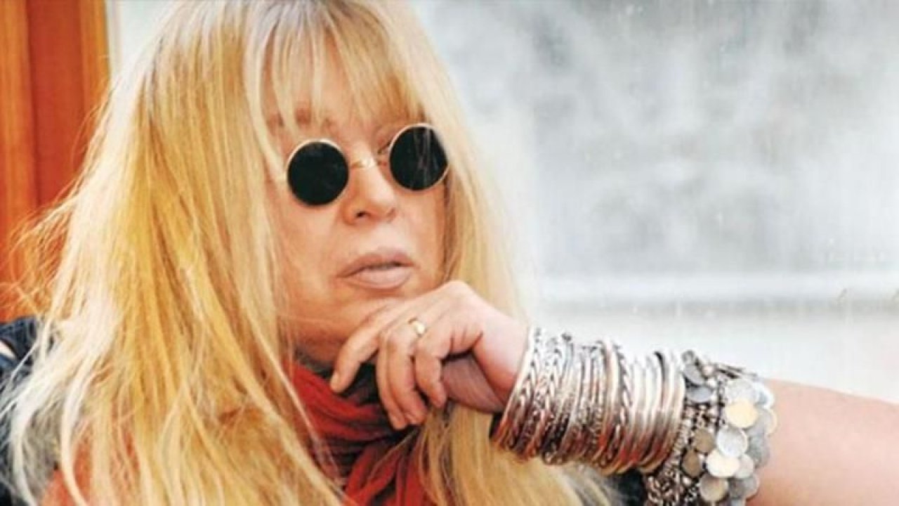 Zerrin Özer hastalığına dair konuştu: Bu hastalık ile mücadele ediyorum!