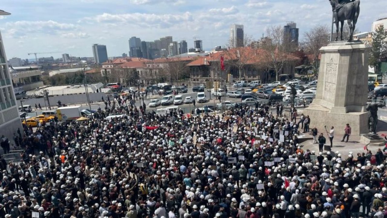 Kamu mühendislerinden Ulus'ta basın açıklaması: "Risk yüksek, maaş yoksulluk sınırının yarısına yakın"