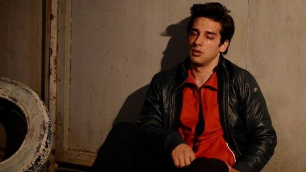 Yalı Çapkını’nın Tarık’ını daha önce hangi dizilerde izledik? Baran Bölükbaşı bakın kimmiş...