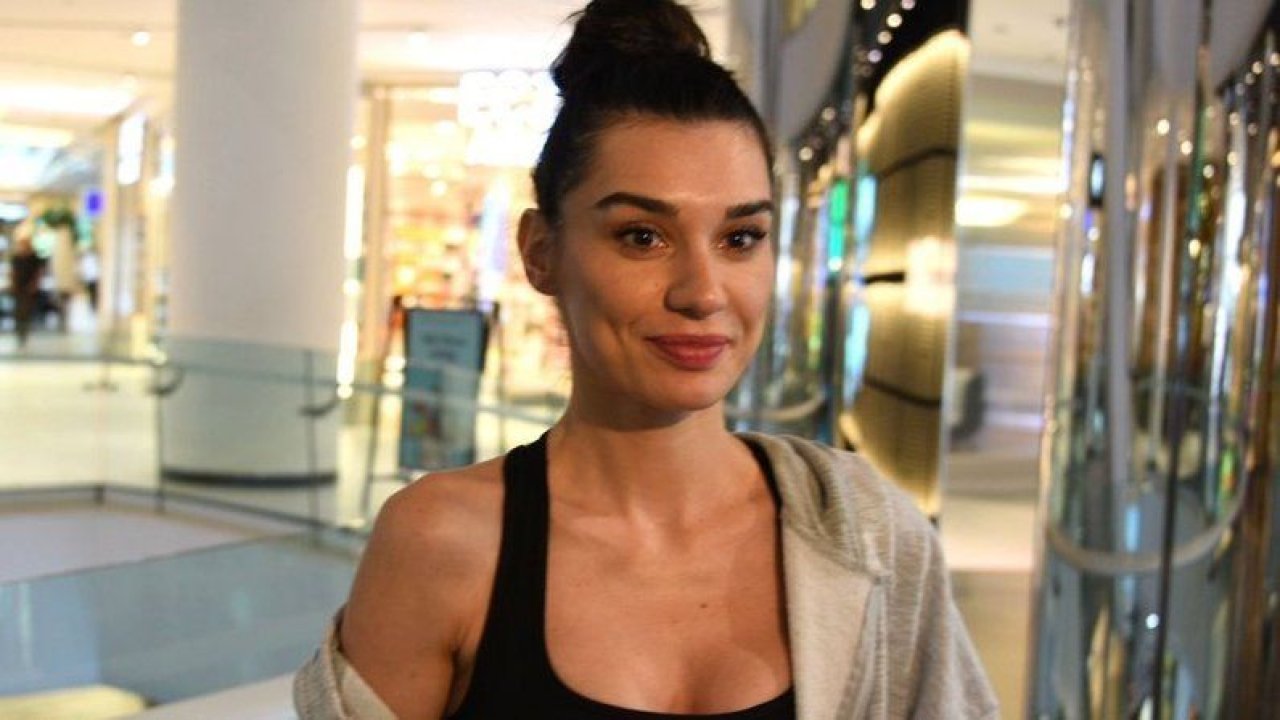 Burcu Kıratlı herkesi şaşkına çevirdi! Geri dönüşü büyük ses getirecek