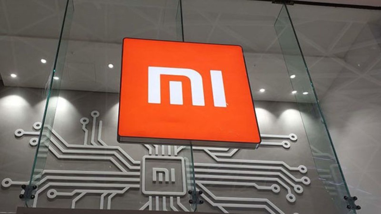 Xiaomi’den otomotiv piyasasına dev adım! Ön camın tamamı dijital hale gelecek!