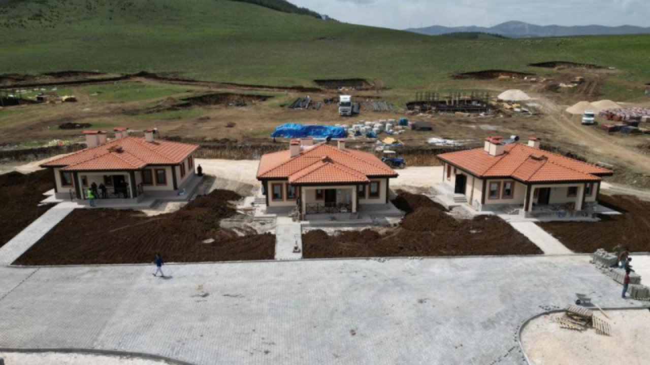 Gaziantep Nurdağı'nda Depremzedelerin Yeni Evleri Yarın Teslim Edilecek...