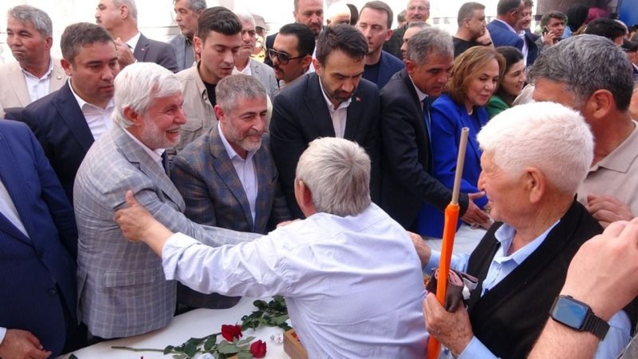 Gaziantep'e Hızlı Tren Geliyor! Bakan Nebati: "Hızlı tren ile Gaziantep'e 2 saat 15 dakikada gideceğiz"