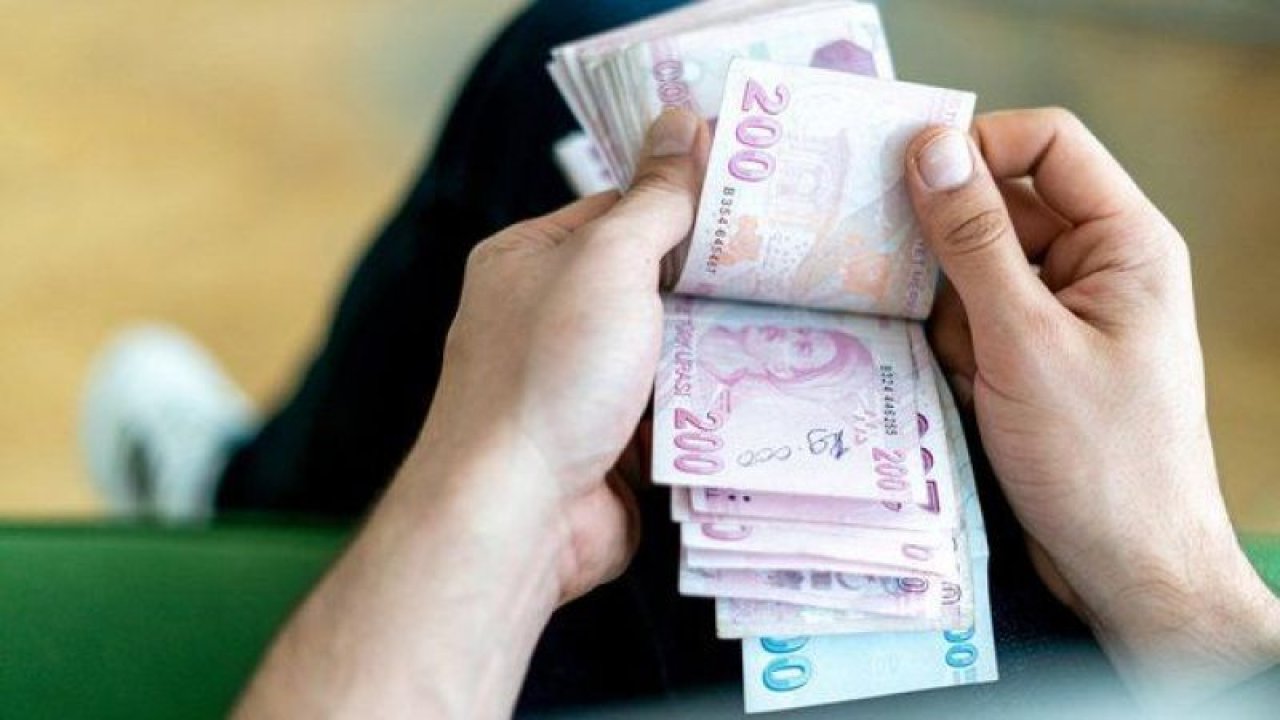 Emekli Olanlara Beklenen Müjde Geldi! 10 Bin TL Hesaplara 5 Dakikada Geçiyor! Son Günler...