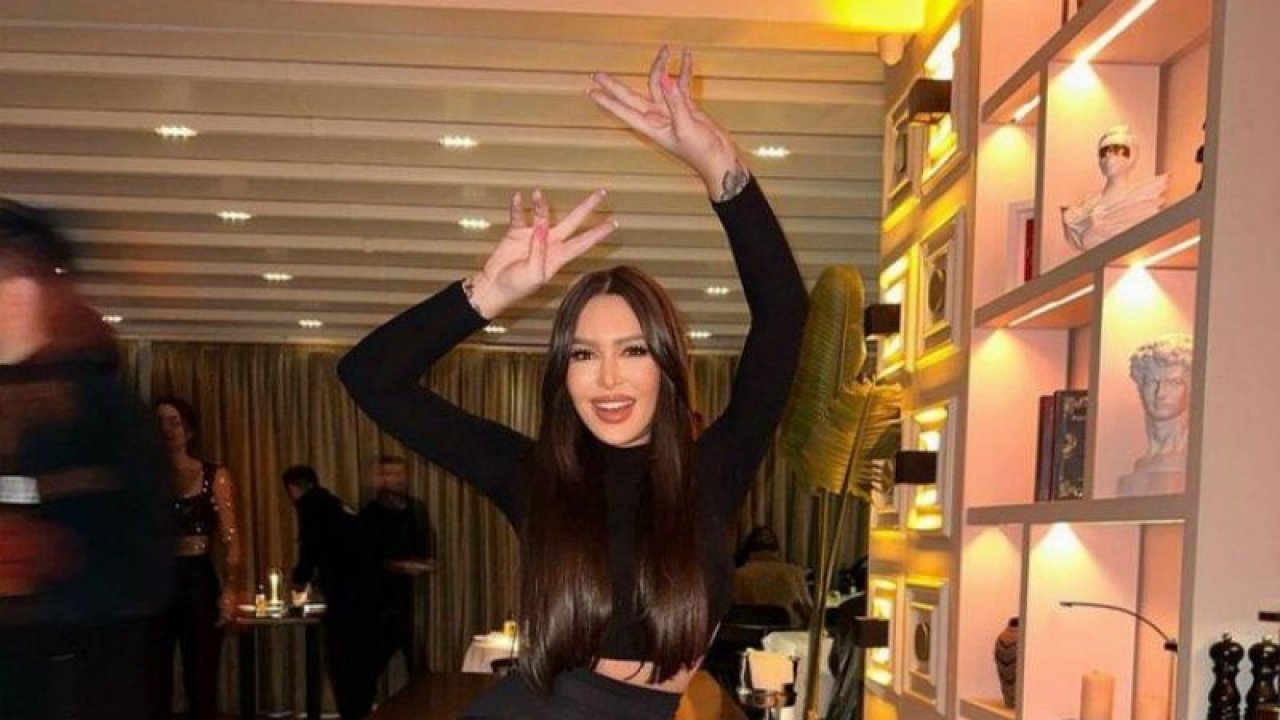 Ala Tokel’e katıldı; tüm içini döktü! Selin Ciğerci’nin seks yaşamıyla ilgili itirafı stüdyoda buz kestiren anlar yaşattı! Meğer…