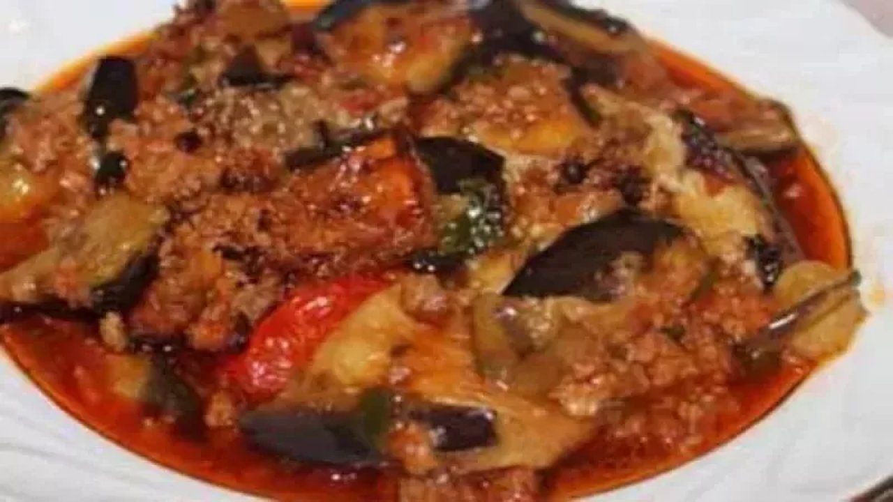 Antep Usulü Musakka Yemeği Tarifi, Antep Usulü Musakka Nasıl Yapılır? Evde Antep Usulü Musakka Yapılışı