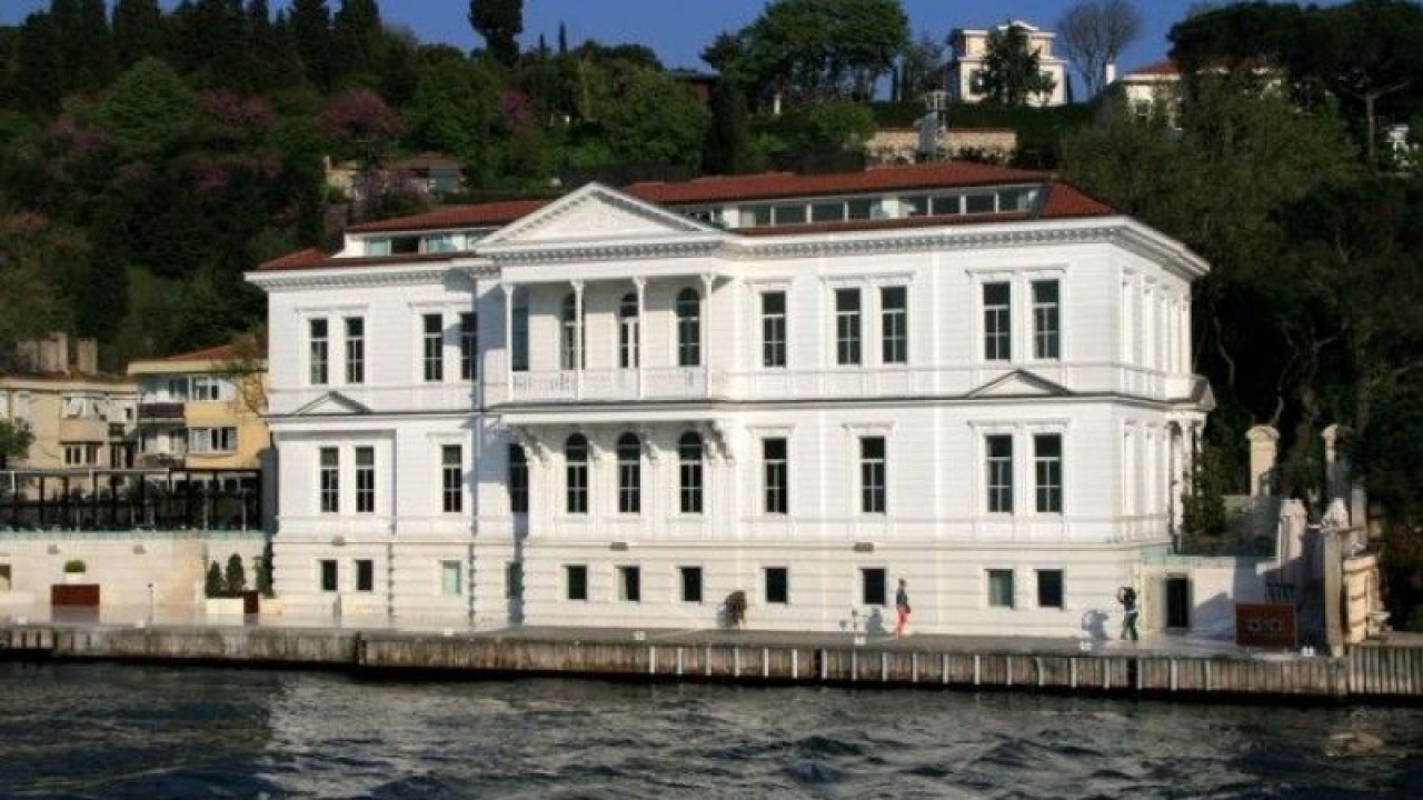 Dikkat, Bu Otellerde Aklınıza Bir Film Sahnesi Gelebilir! Filmlere Konuk Olmuş Oteller: İçinde Pera Palas’ta Var!