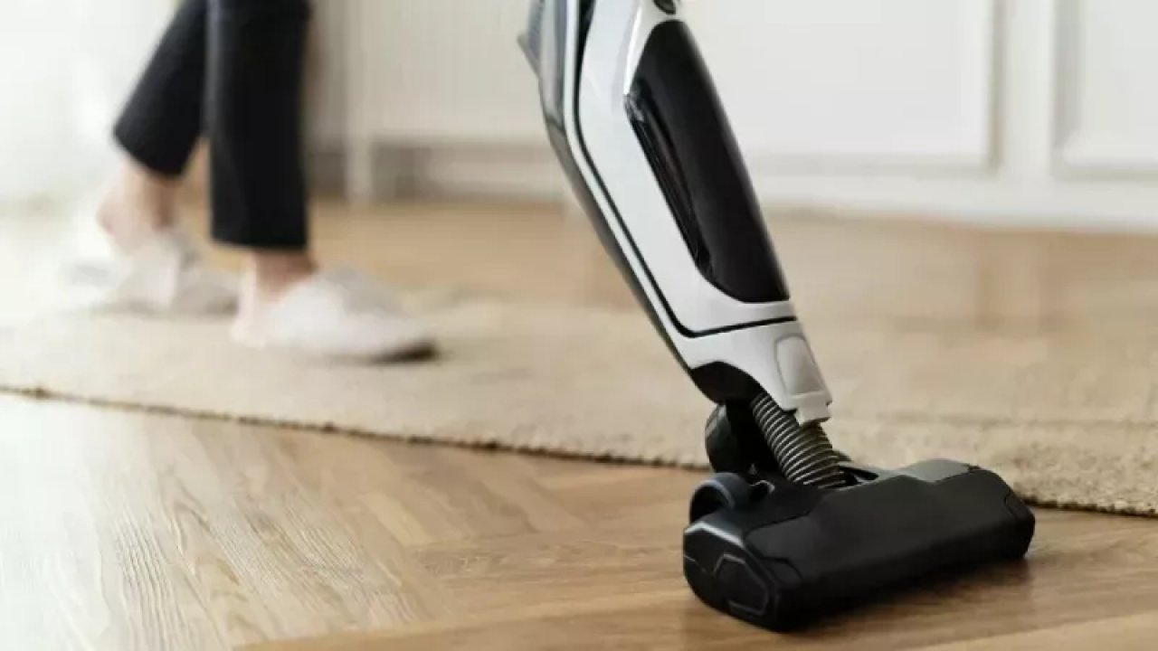 Sizde Elektrik Süpürgesi Kullanırken Bu Hataları Yapıyorsanız Dikkat! İşte Elektrik Süpürgesi Kullanımında Dikkat Edilmesi Gerekenler!