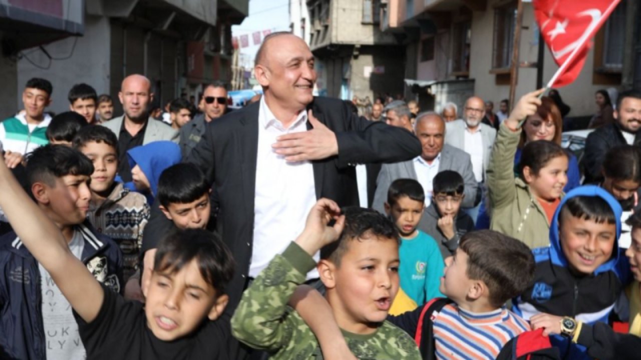 Melih Meriç rüzgarı esiyor.... Gaziantep'te Meriç, gittiği her yerde yoğun ilgi ile karşılanıyor