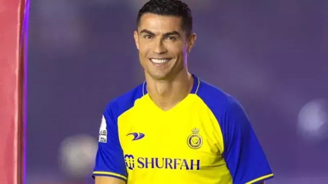 Cristiano Ronaldo İle Al Nassr Arasında Köprüler Atıldı! Ronaldo Dünyaca Ünlü Takıma Gitmek İstiyor! İşte Al Nassr Krizinin Detayları…