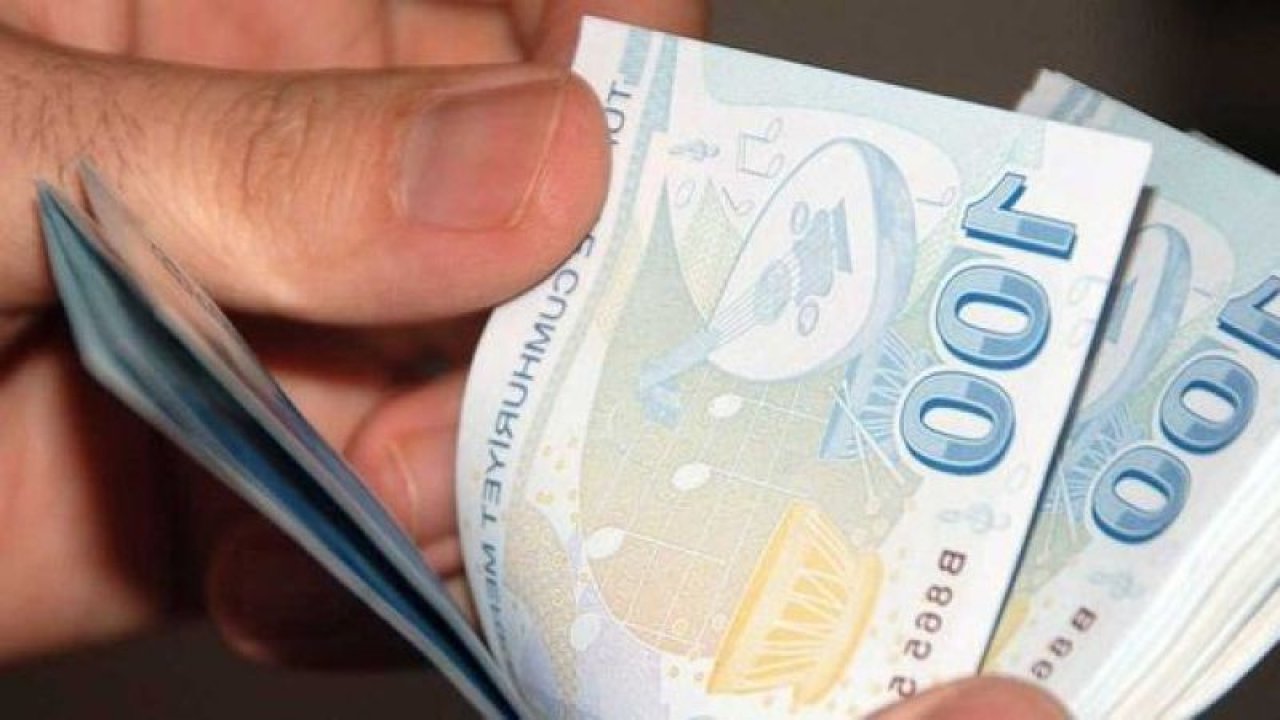 Kamu Çalışanları İçin 15 Bin TL Teklifi Kabul Edilecek Mi? Zam Pazarlığında Son Durum!