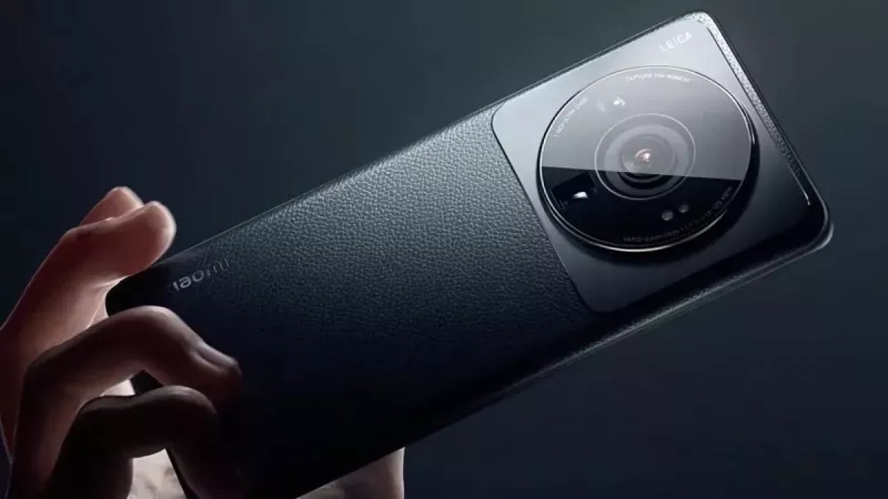 Samsung ve Apple’a Xiaomi Darbesi! Xiaomi’nin Bu Modeli Piyasaları Sarstı!