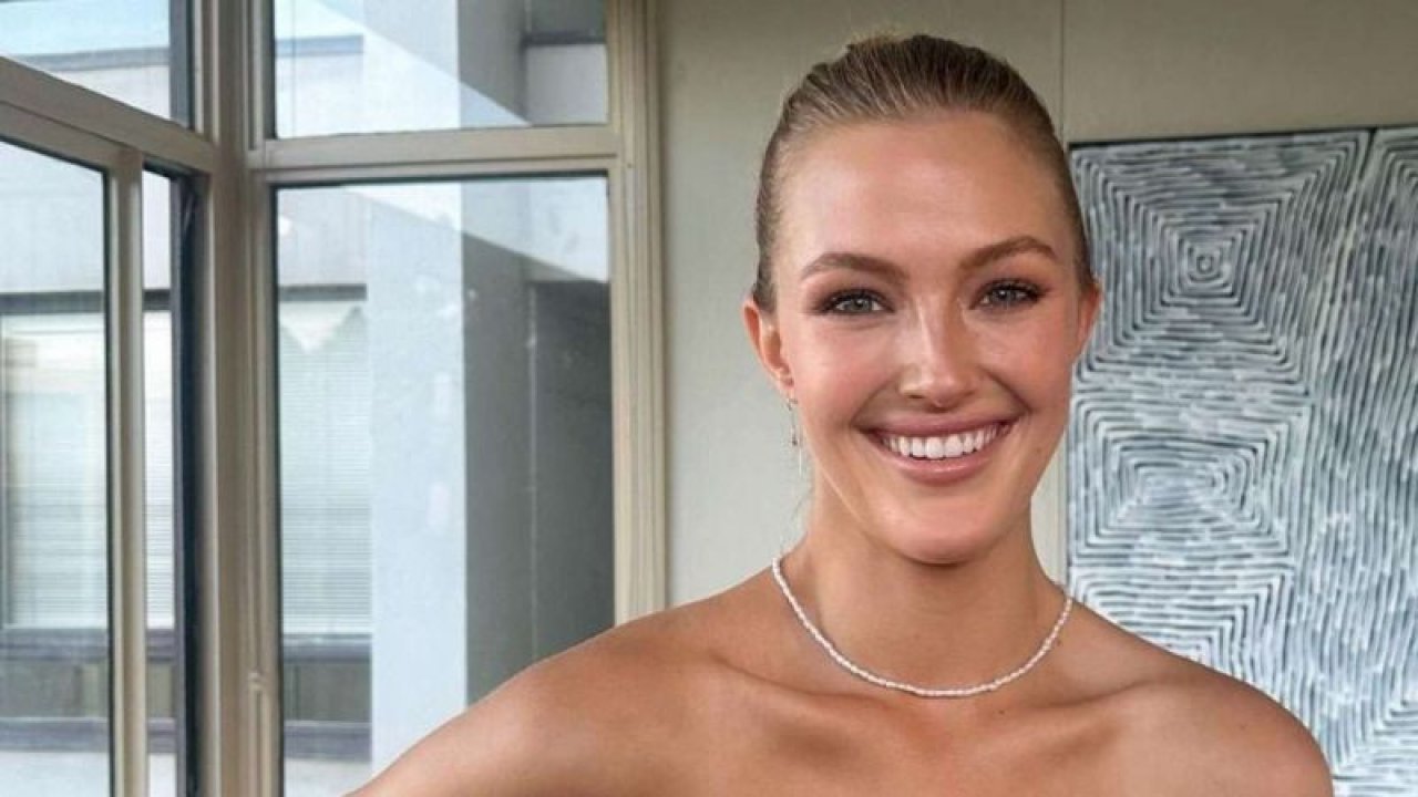 O daha 23 yaşındaydı! Kainat güzeli Sienna Weir'in vefatının ardındaki sır perdesi aralandı!