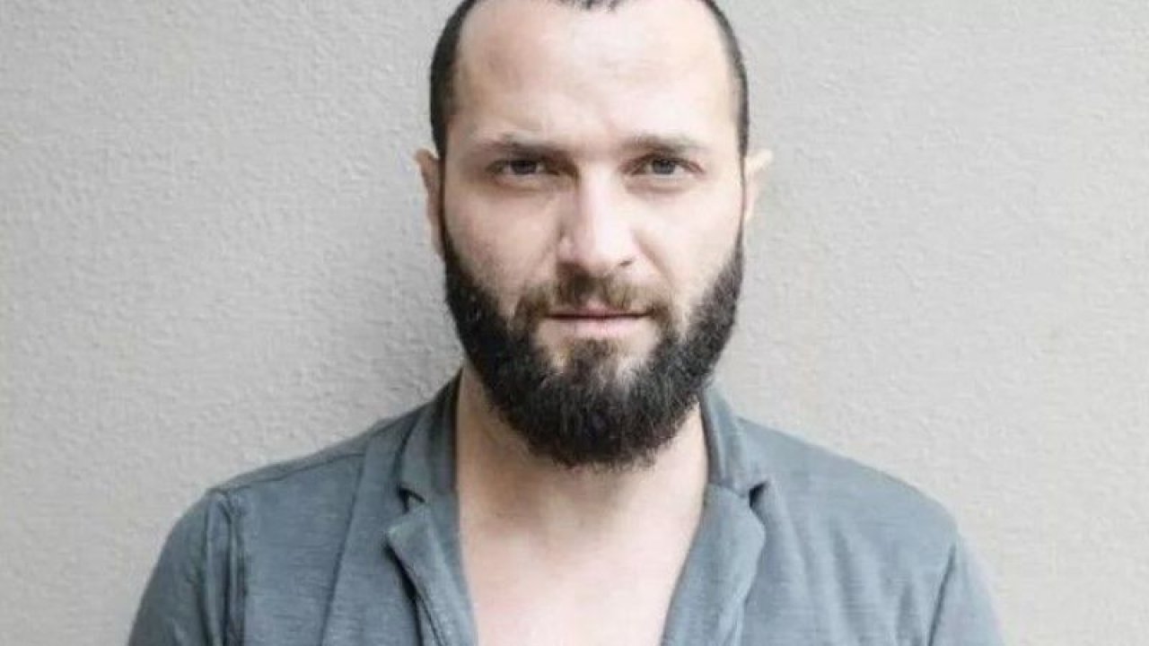 Böyle hediye görülmedi! Berkay Şahin, eşine 22 milyon liralık bir villa satın aldı!