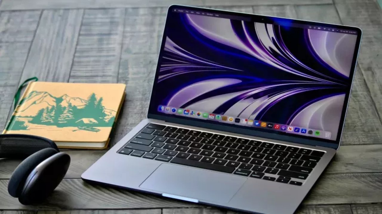 Apple’dan Üzücü Bir Haber Geldi! M3 Mac Bekleyenlerin Hayali Ertelenebilir!