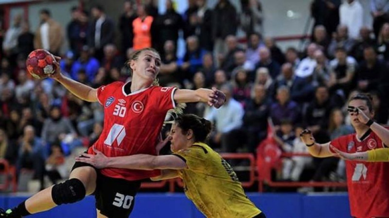 EHF Avrupa Kupası Finalinde Rövanş Heyecanı! Konyaaltı Belediye SK Kadın Hentbol Takımı Bir İlke İmza Atmak İstiyor...