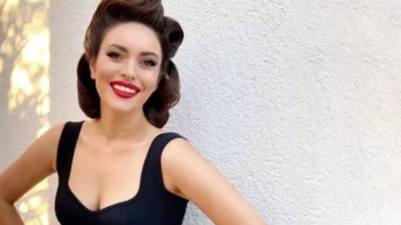 Ezgi Mola herkesi şaşırttı! Apar topar aldığı karar büyük olay oldu