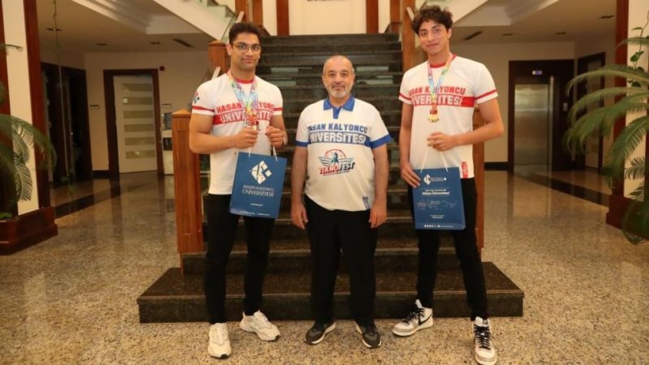 HKÜ’lü milli sporculardan yüzmede çifte başarı