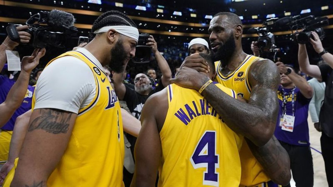 Lakers ve Heat seride öne geçti! Doğu ve Batı Konferansı'nda benzer senaryo...