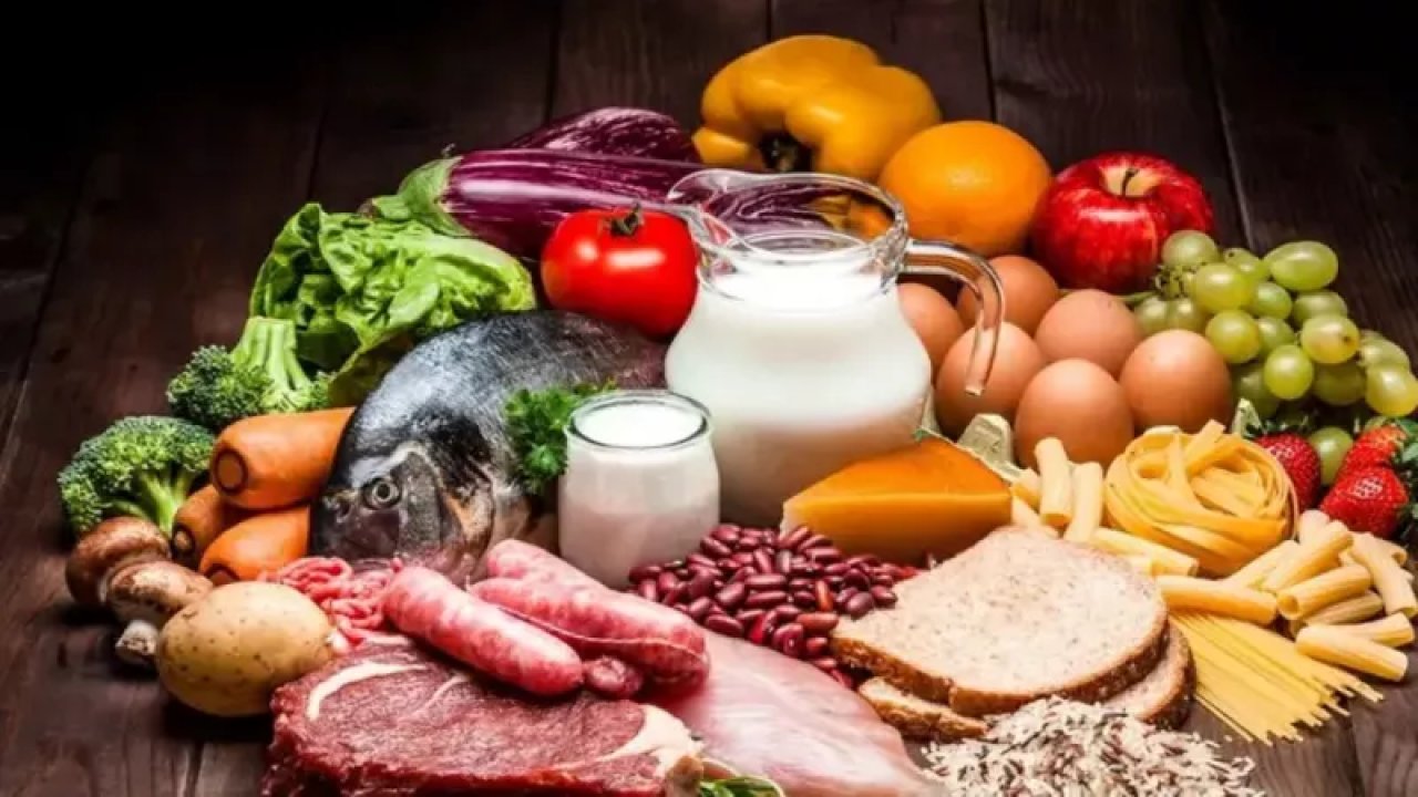 Hepsi İçeriğinde Toksin Bulunduruyor! Bu Besinleri Sofraya Koymadan Bir Daha Düşünün!