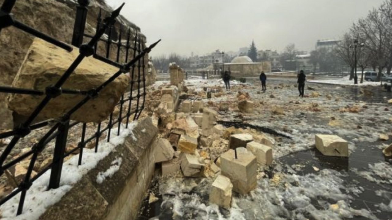 Gaziantep Kalesi DEPREMDE YIKILMIŞTI! 'Gaziantep Kalesi’ eski ihtişamına kavuşacak!