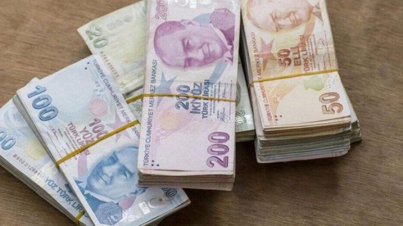 Banka kartı kullananlara müjde geldi! O banka karşılıksız 160 TL veriyor!
