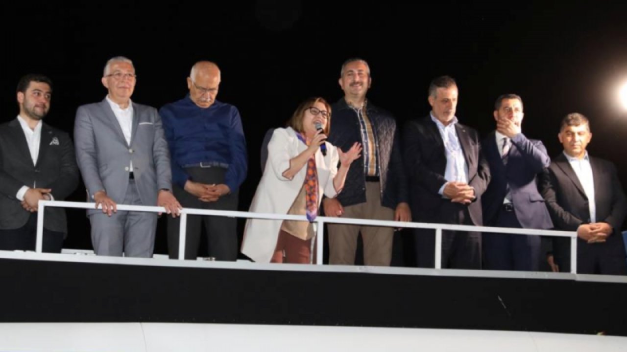 Gaziantep Büyükşehir Belediye Başkanı Fatma Şahin Mevlana Mahallesi sakinleriyle bir araya geldi. ŞAHİN: “Hiçbir şey eskisi gibi olmayacak”