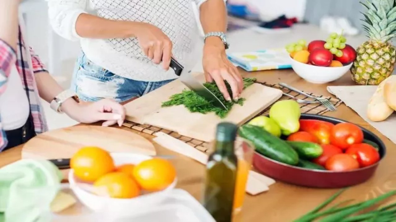 Bu Besinleri Beslenme Listenize Ekleyin! Hepsi Vücut İçin Detoks Etkisinde!