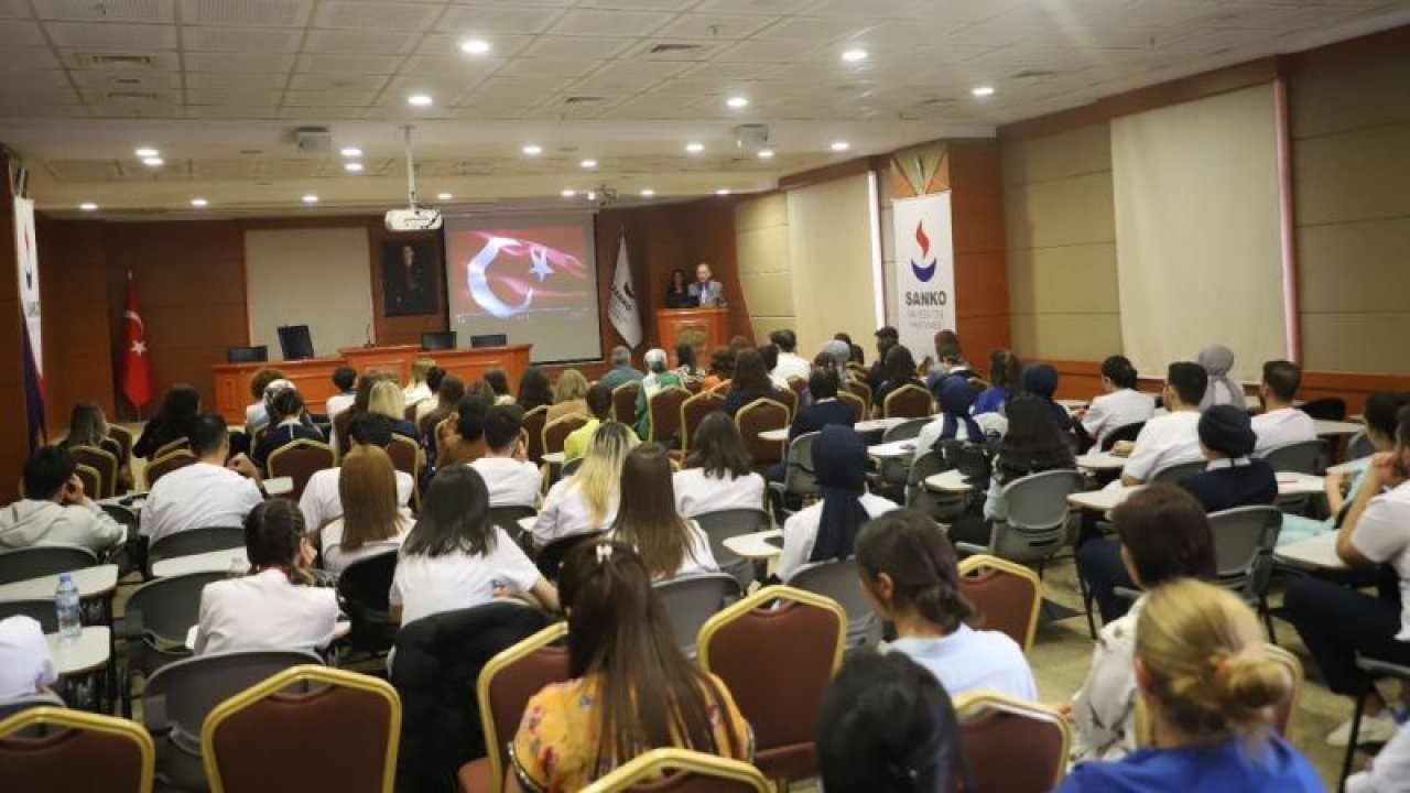 Geçmişten günümüze hemşirelikte değerler sempozyumu