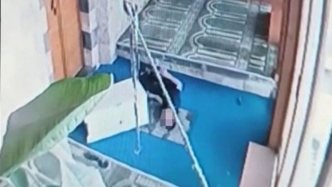 Gaziantep'te hırsız camide bulunan yardım kasasını çalmak isterken canından oluyordu