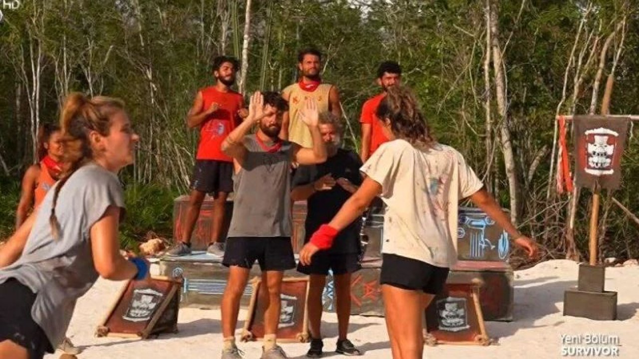 Survivor'da laf dalaşına girdiler: O yarışmacı özür diledi!