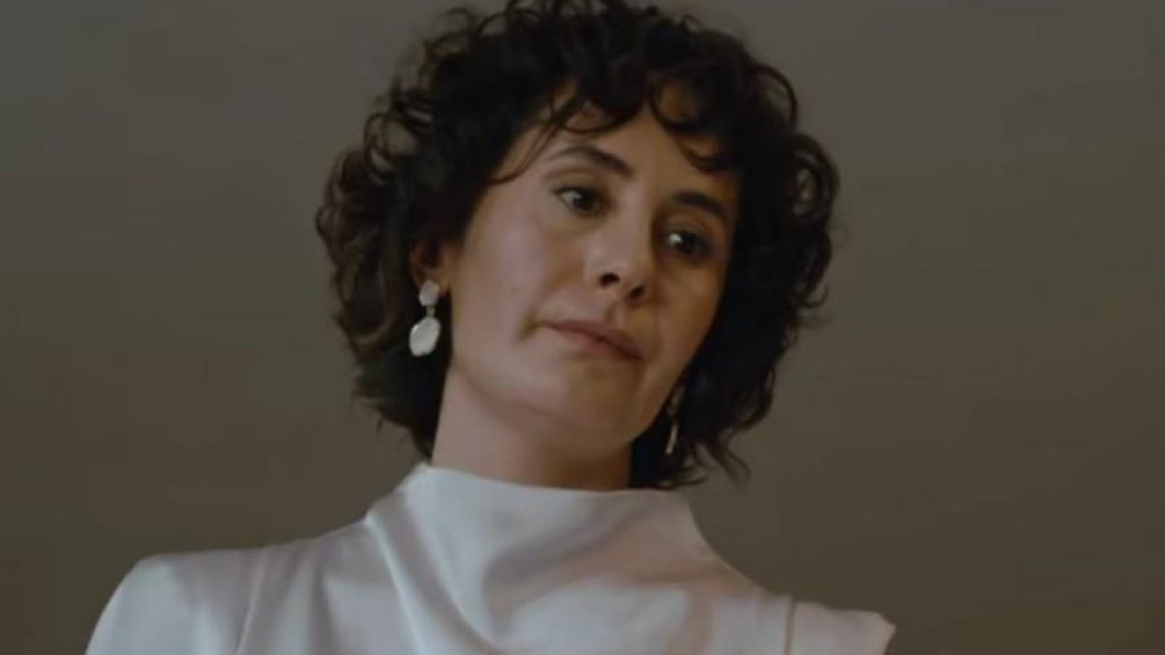 Adım Farah’ta Vera Akıncı kimdir? Senan Kara, Hercai dizisinin hangi oyuncusuyla evli?