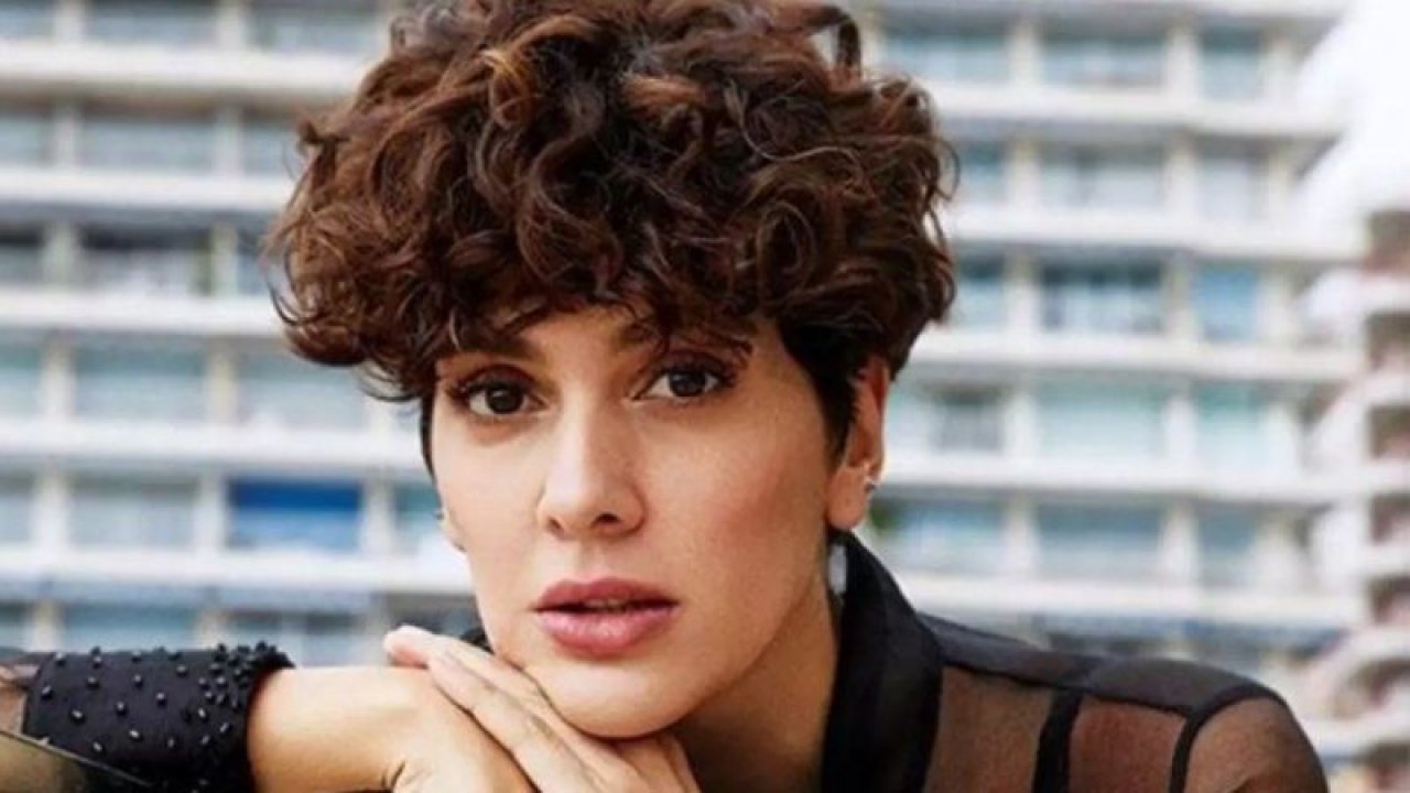 Bergüzar Korel ekranlardan daha fazla uzak kalamadı! Yeni projesi yakında…