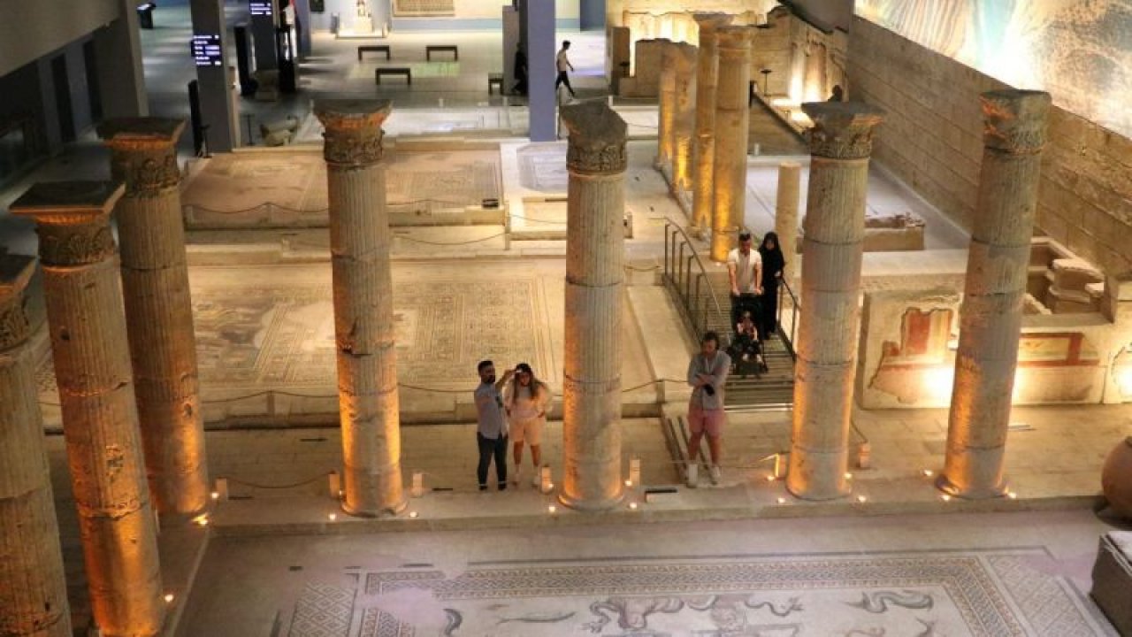 Gaziantep Zeugma Mozaik Müzesi'nde "Uluslararası Dünya Müzeler Günü" yoğunluğu yaşanıyor