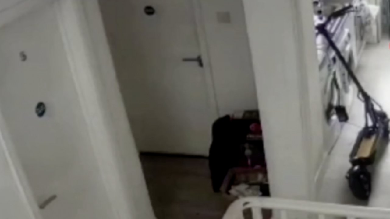 Elektrikli scooter bomba gibi patladı