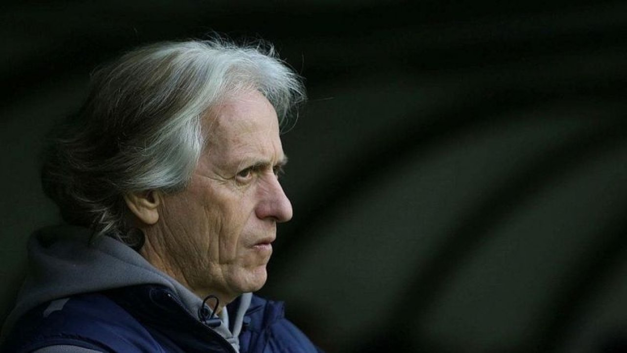 Jorge Jesus’tan maç sonrası ilk açıklama: Şampiyonluk için sonuna kadar mücadele edeceğiz!