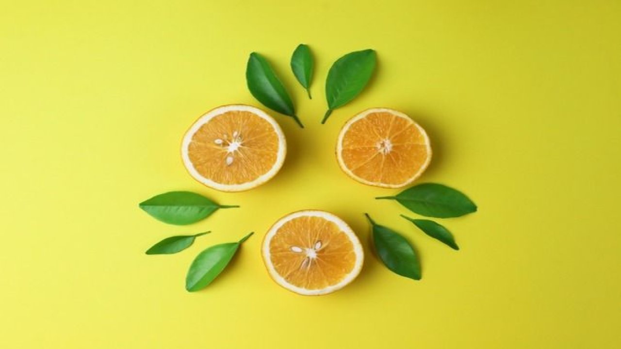 Taze limonları tam 1 yıl boyunca bu teknikle saklamak mümkünmüş! Küflenmiyorlar