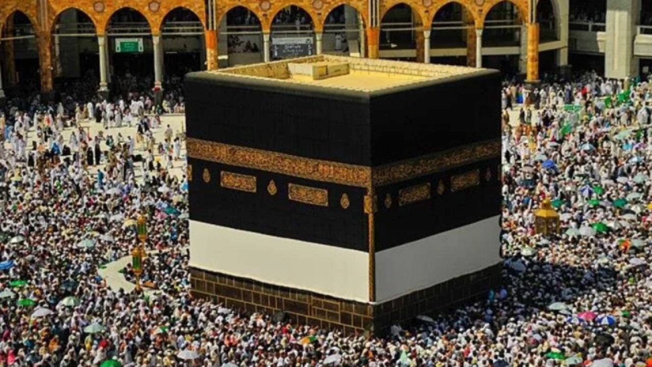 Gaziantep'te UMREYE GİTMEK İSTEYENLER fiyatları Duyunca Şok Oluyor! Bir kişinin umre maliyeti ne kadar? Yemekler ve oteller nasıl?